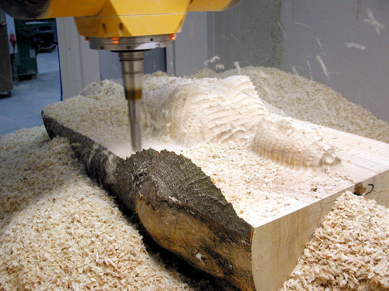 Torso aus Holz – vom 3D-Scan zur Skulptur – Traumobjekte