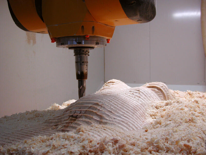 Torso aus Holz – vom 3D-Scan zur Skulptur – Traumobjekte