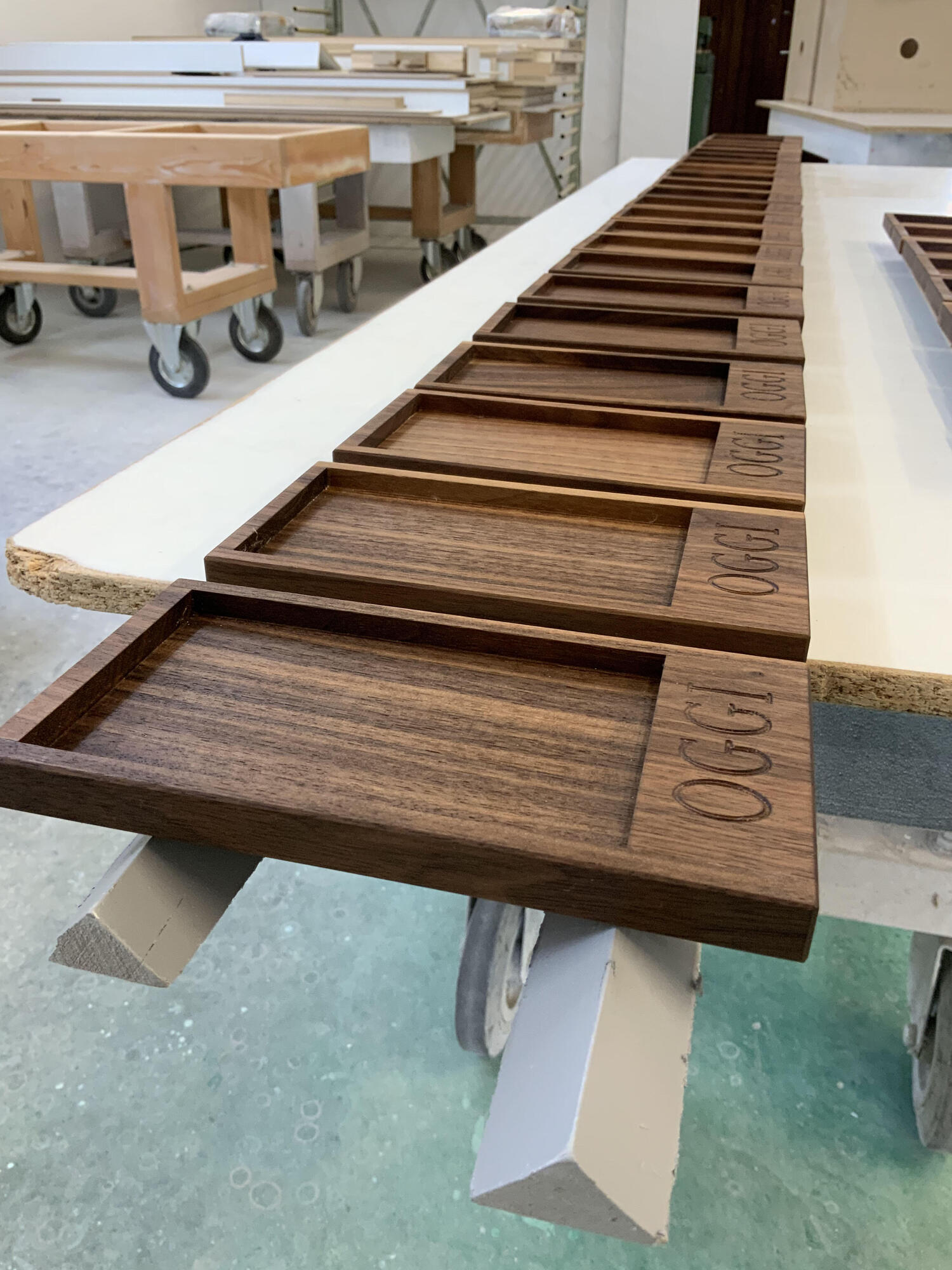 Making of OGGI – Holzschalen aus Nussbaum – Traumobjekte