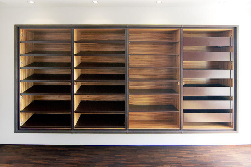 Einbauschrank mit Lederfronten & Zebrano – Traumobjekte