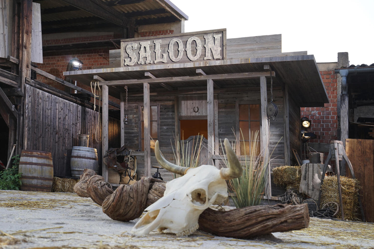 Western-Saloon für Horse With No Name – Traumobjekte