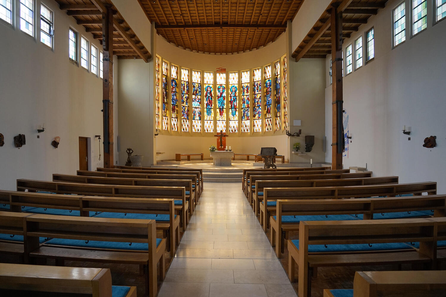 Kirchenportal St. Johannes, Korntal – Traumobjekte