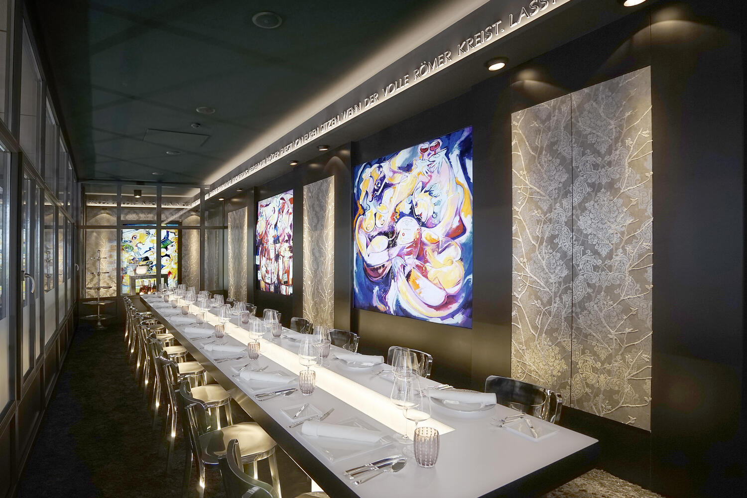 VIP-Lounge einer Stuttgarter Weinhandlung – Traumobjekte
